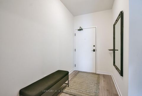 Photo 5 at 604 - 8 Culinary Lane, Rural Barrie Southeast, Barrie