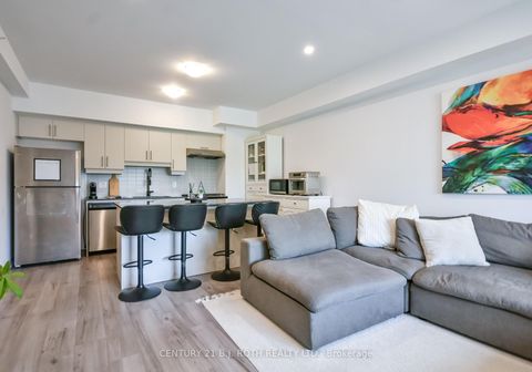Photo 9 at 604 - 8 Culinary Lane, Rural Barrie Southeast, Barrie