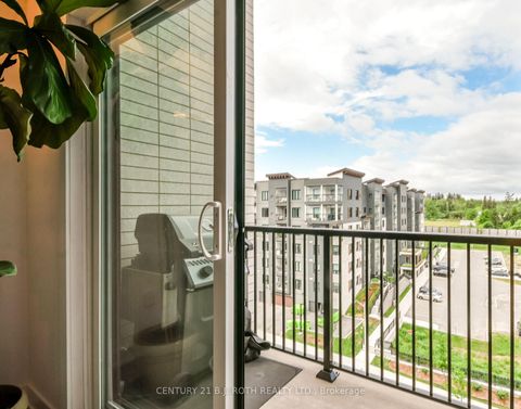 Photo 13 at 604 - 8 Culinary Lane, Rural Barrie Southeast, Barrie