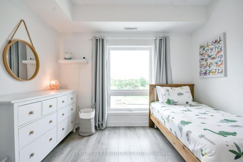 Photo 15 at 604 - 8 Culinary Lane, Rural Barrie Southeast, Barrie