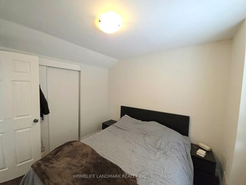 Photo 29 at 41 Mansard Drive, Jefferson, Richmond Hill