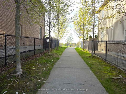 Photo 31 at 41 Mansard Drive, Jefferson, Richmond Hill