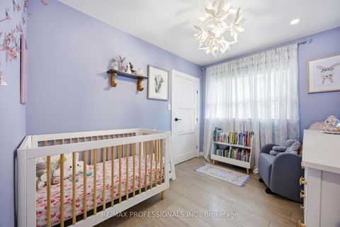 Photo 12 at 33 Brampton Road, Richview, Toronto