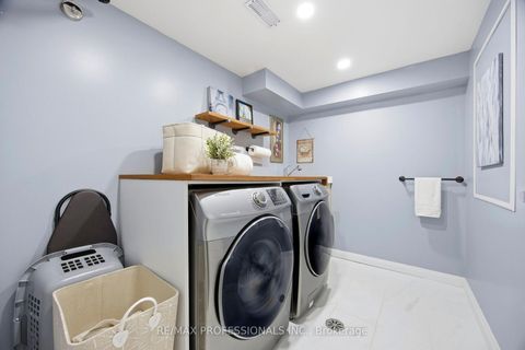 Photo 30 at 33 Brampton Road, Richview, Toronto