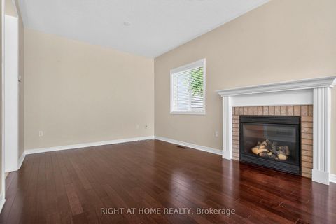 Photo 8 at 13 Thrushwood Drive, 400 West, Barrie
