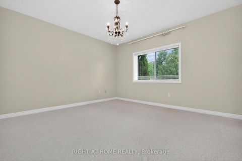 Photo 25 at 13 Thrushwood Drive, 400 West, Barrie