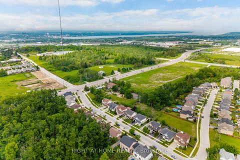 Photo 43 at 13 Thrushwood Drive, 400 West, Barrie