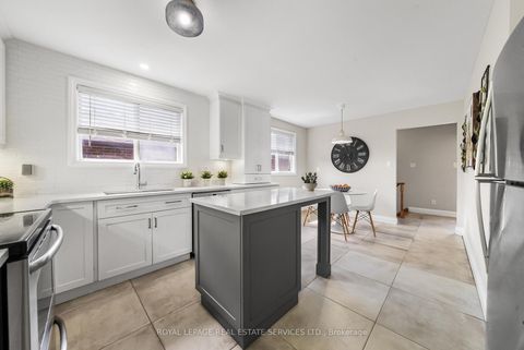 Photo 6 at 34 John Lindsay Court, Jane Heights, Toronto