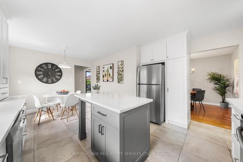 Photo 7 at 34 John Lindsay Court, Jane Heights, Toronto