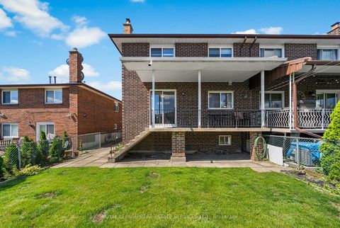 Photo 43 at 34 John Lindsay Court, Jane Heights, Toronto