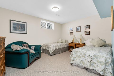 Photo 24 at 317 Harvie Road, Holly, Barrie