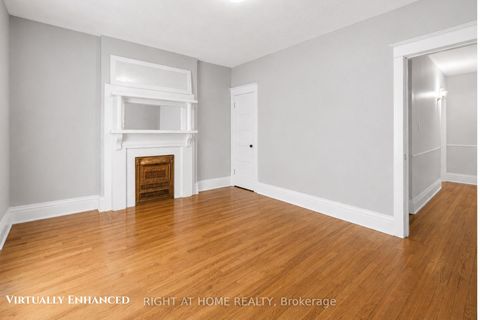 Photo 2 at 542 Crawford Street, Little Italy, Toronto