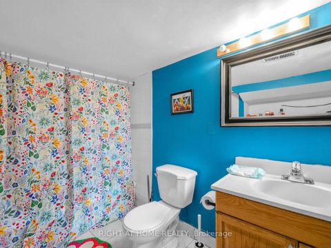 Photo 22 at 542 Crawford Street, Little Italy, Toronto
