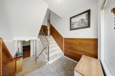 Photo 3 at 33 Cheatham Place, Malvern, Toronto