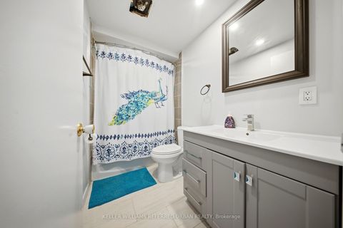 Photo 13 at 33 Cheatham Place, Malvern, Toronto