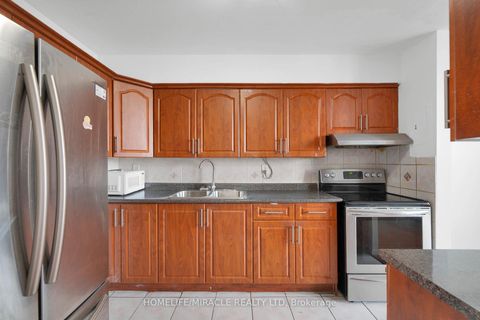 Photo 13 at 707 - 100 Dundalk Drive, Dorset Park, Toronto