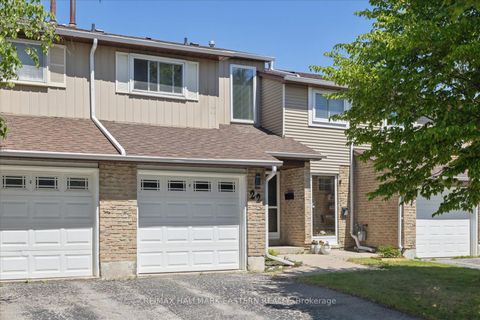 Photo 1 at 22 Valley Stream Drive, Milliken, Toronto