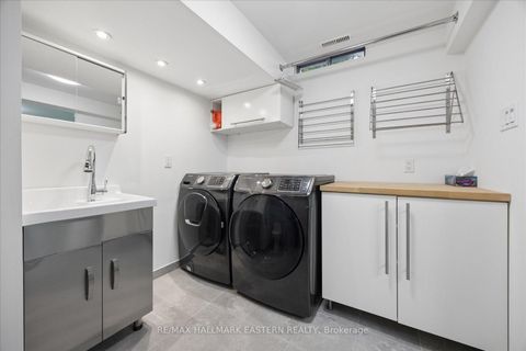 Photo 36 at 22 Valley Stream Drive, Milliken, Toronto