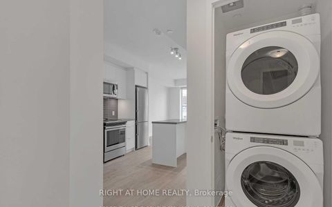 Photo 3 at 208E - 8868 Yonge Street, South Richvale, Richmond Hill