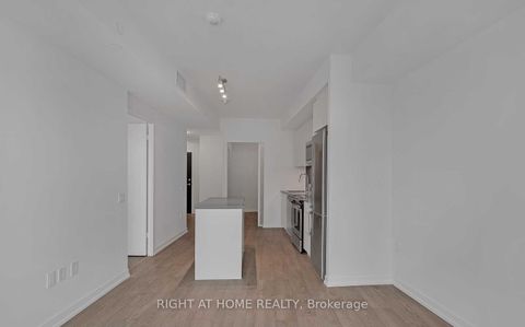 Photo 6 at 208E - 8868 Yonge Street, South Richvale, Richmond Hill