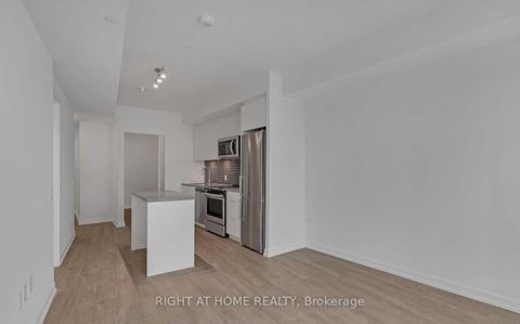 Photo 7 at 208E - 8868 Yonge Street, South Richvale, Richmond Hill
