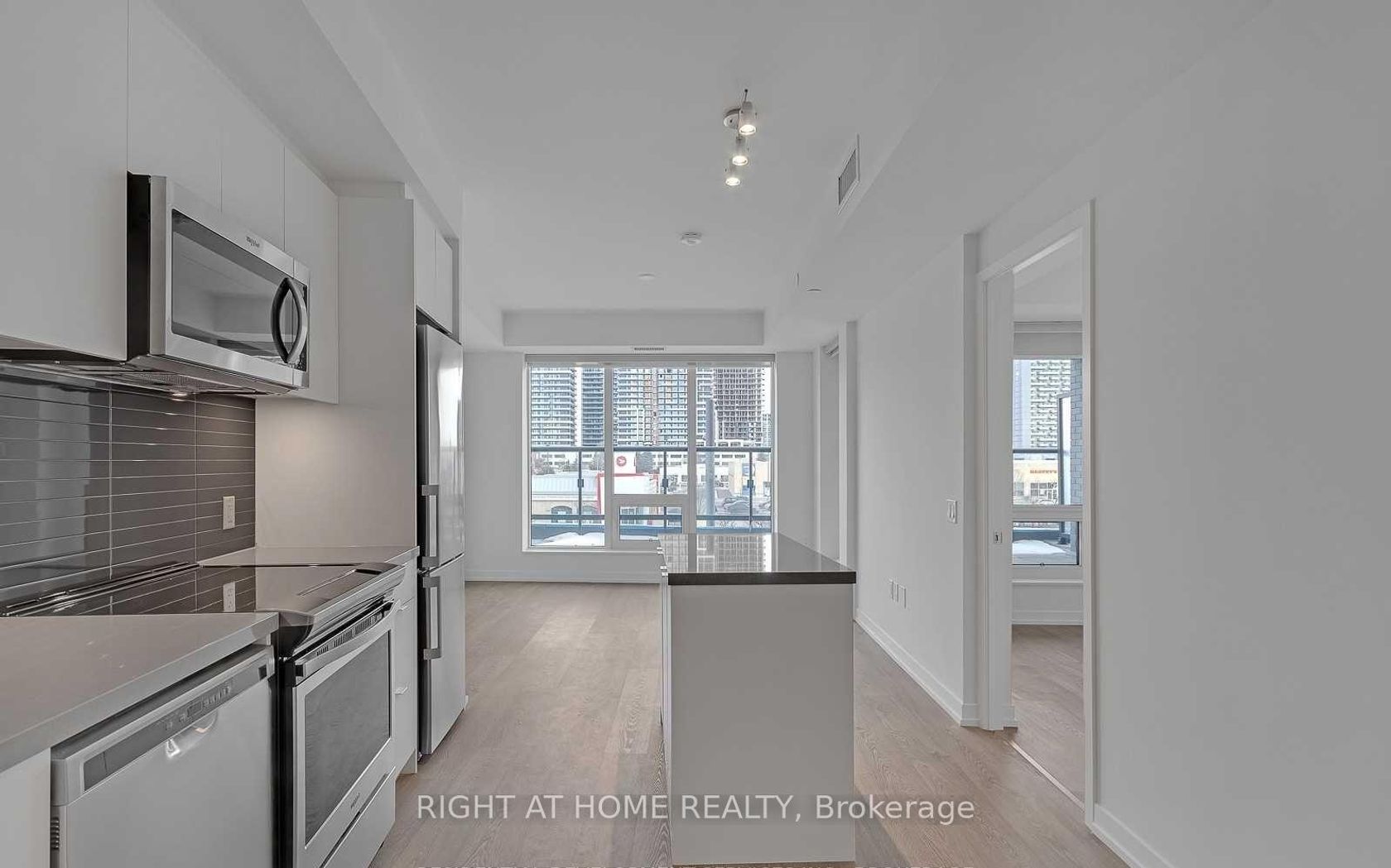 208E - 8868 Yonge Street, South Richvale, Richmond Hill photo 9