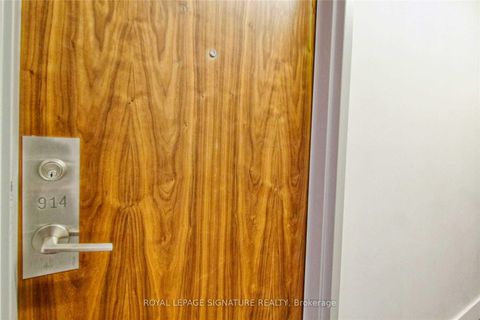 Photo 1 at 914 - 1 Market Street, Waterfront Communities C8, Toronto