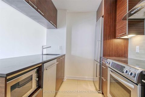 Photo 7 at 914 - 1 Market Street, Waterfront Communities C8, Toronto