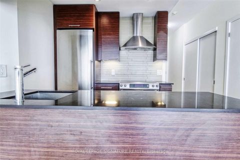 Photo 23 at 914 - 1 Market Street, Waterfront Communities C8, Toronto