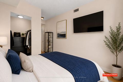 Photo 18 at 811 - 1 Clairtrell Road, Willowdale East, Toronto