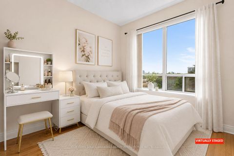 Photo 21 at 811 - 1 Clairtrell Road, Willowdale East, Toronto