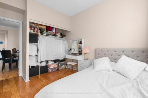 Photo 24 at 811 - 1 Clairtrell Road, Willowdale East, Toronto