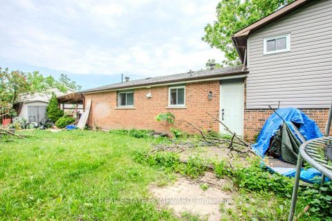 Photo 8 at 54 SPRINGDALE Drive, Cundles East, Barrie