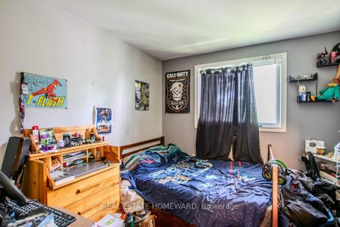Photo 12 at 54 SPRINGDALE Drive, Cundles East, Barrie