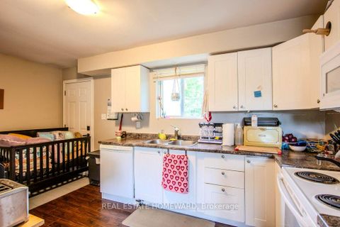 Photo 19 at 54 SPRINGDALE Drive, Cundles East, Barrie