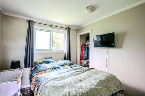Photo 24 at 54 SPRINGDALE Drive, Cundles East, Barrie
