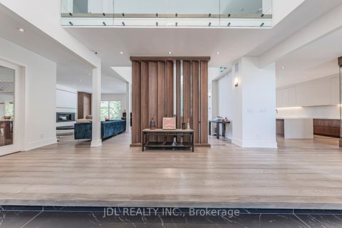 Photo 6 at 19 Fifeshire Road, Windfields, Toronto