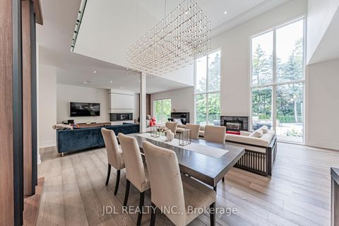 Photo 13 at 19 Fifeshire Road, Windfields, Toronto