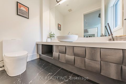 Photo 15 at 19 Fifeshire Road, Windfields, Toronto
