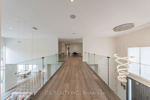 Photo 24 at 19 Fifeshire Road, Windfields, Toronto
