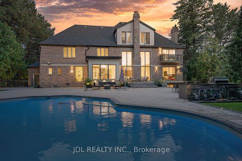 Photo 37 at 19 Fifeshire Road, Windfields, Toronto