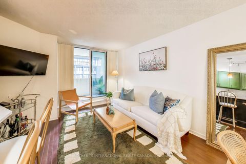Photo 2 at 607 - 25 Maitland Street, Yonge Corridor, Toronto