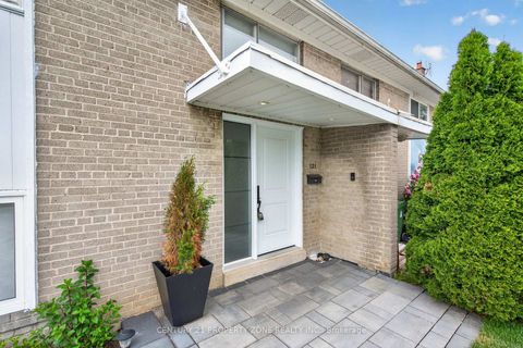 Photo 4 at 121 Saint Lucie Drive, Humbermede, Toronto
