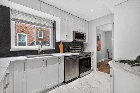 Photo 8 at 121 Saint Lucie Drive, Humbermede, Toronto