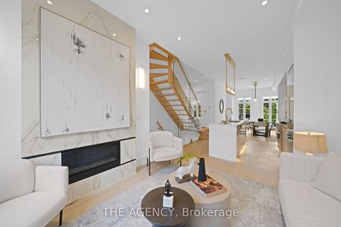 Photo 2 at 30 Hillhurst Boulevard, Lawrence Park South, Toronto
