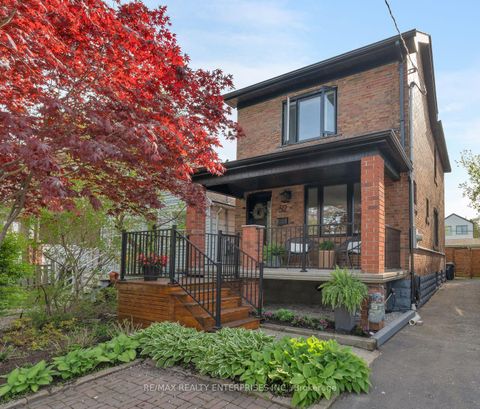 Photo 2 at 52 Fifth Street, New Toronto, Toronto