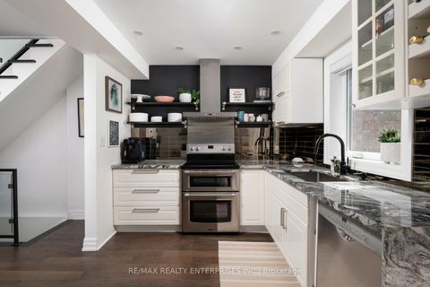 Photo 15 at 52 Fifth Street, New Toronto, Toronto