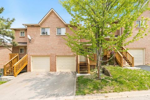 Photo 1 at 6 Pheasant Trail, Ardagh, Barrie