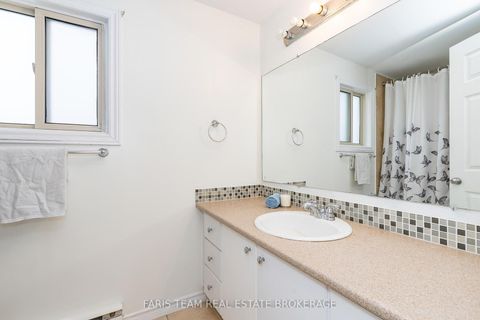 Photo 16 at 6 Pheasant Trail, Ardagh, Barrie
