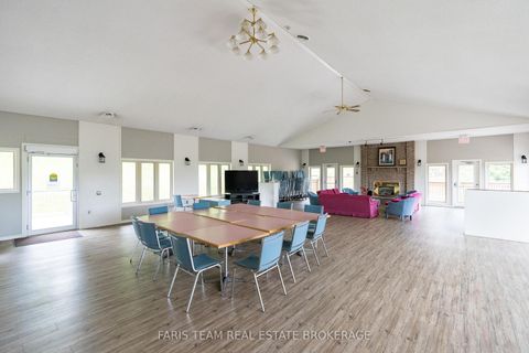 Photo 34 at 6 Pheasant Trail, Ardagh, Barrie